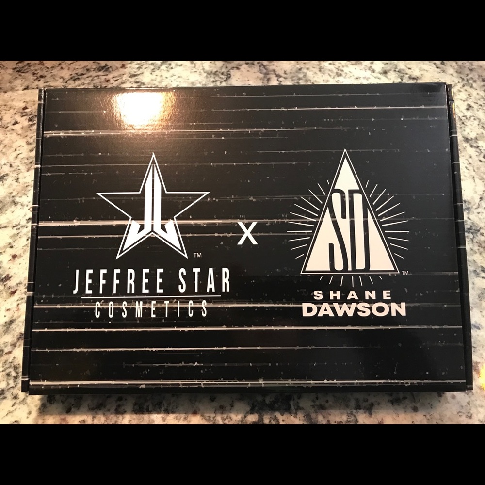 ***SOLD***Jeffree Star x Shane Dawson Pig Mirror